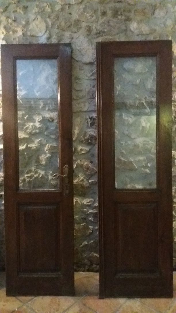 Puerta doble de entrada de segunda mano por 400 € en Llanes en WALLAPOP