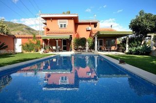 Villa en venta en Torreblanca del Sol en Fuengirola