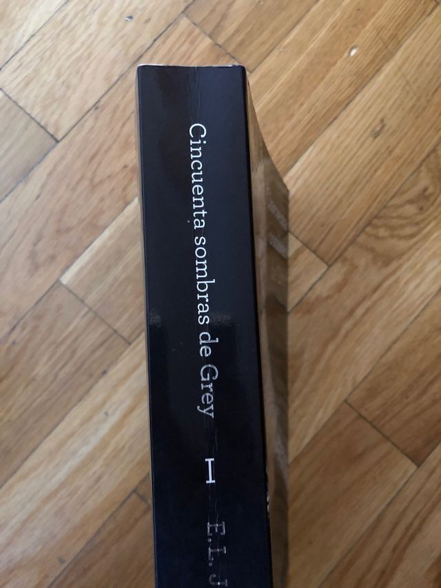 50 sombras de grey I. Libro