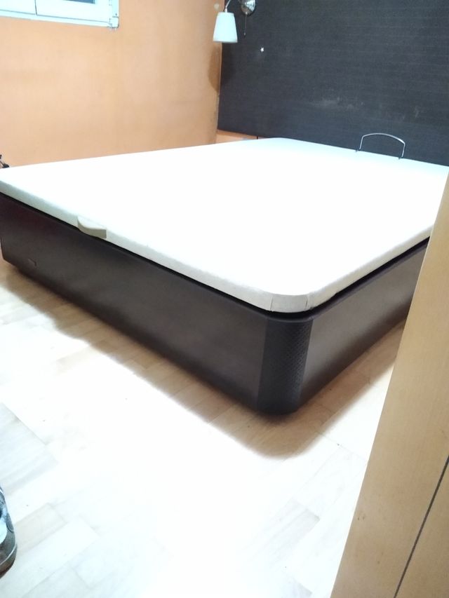 Divano Flex Chest 135 x 190 cm.