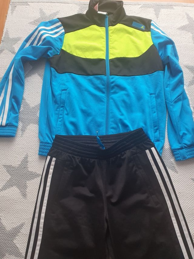 Elegante Glorioso consumirse Chándal Completo Adidas Original Niño de segunda mano por 20 € en Torrelavega en WALLAPOP Elegante Glorioso consumirse Chándal Completo Adidas Original Niño de segunda mano por 20 € en Torrelavega en WALLAPOP