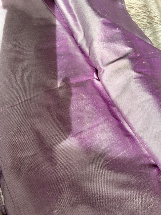 Pañuelo lila de seda salvaje