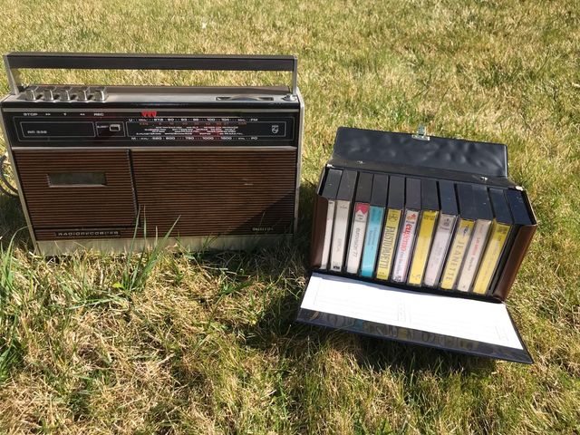 Radiocasete antiguo Y 2 porta cassettes