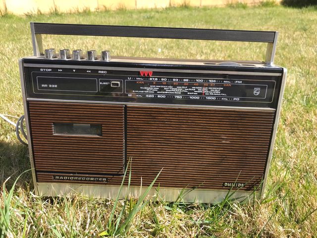 Radiocasete antiguo Y 2 porta cassettes