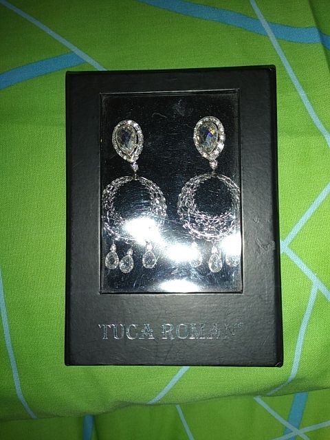 pendientes de Tuca Román