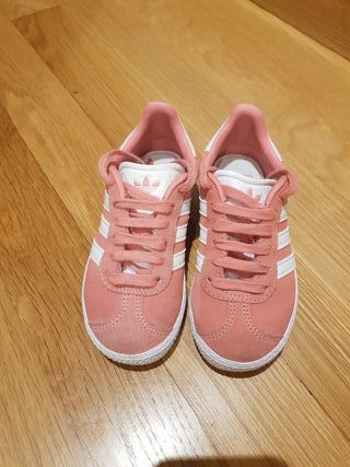 Zapatillas adidas niña de segunda mano en Donostia San Zapatillas adidas niña de segunda mano en Donostia San