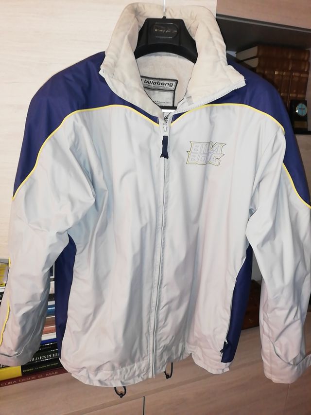 anorak billabong gris y azul