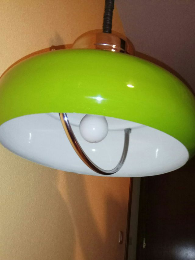 Lámpara extensible.