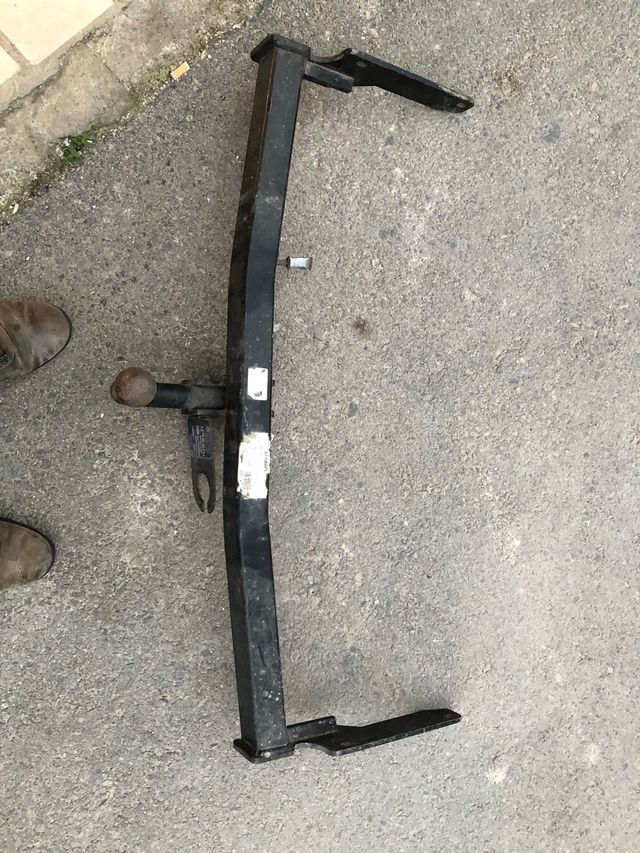 Enganche remolque Peugeot citroen de segunda mano por 40 EUR en Osuna en WALLAPOP Enganche remolque Peugeot citroen de segunda mano por 40 EUR en Osuna en WALLAPOP