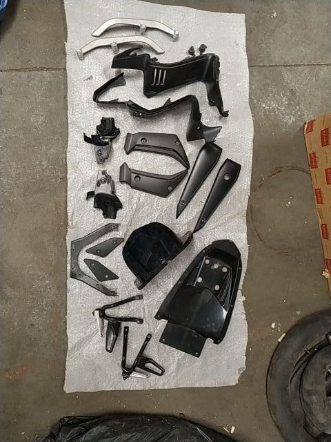 plásticos Yamaha FZ1