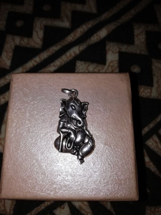 Oferta Colgante La Diosa Ganesha de plata