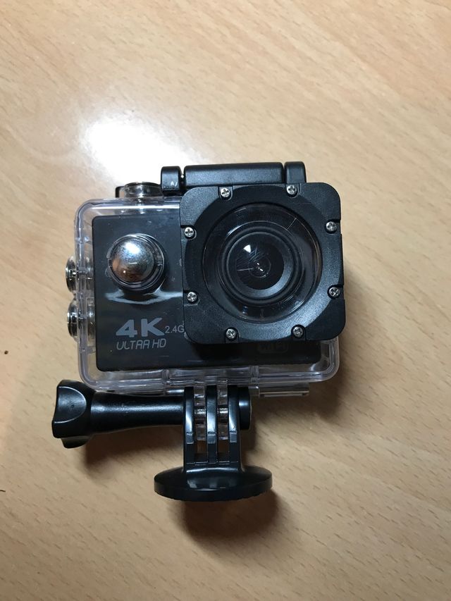 Camara deportiva 4K ultra HD con accesorios