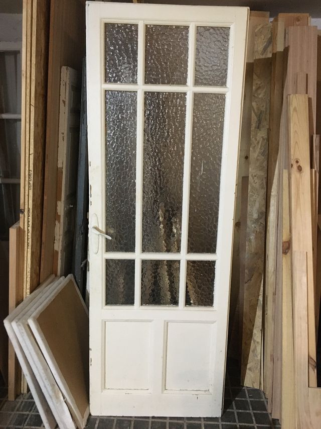 Puerta antigua de madera y cristal de segunda mano por 300 € en Madrid