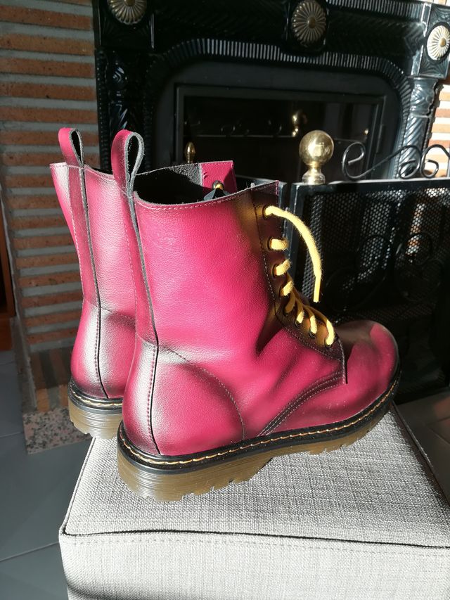 Botas talla 43.