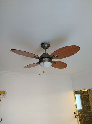 Ventilador de techo de segunda mano en Cádiz en WALLAPOP Ventiladores de Techo segunda mano en la provincia de Cádiz