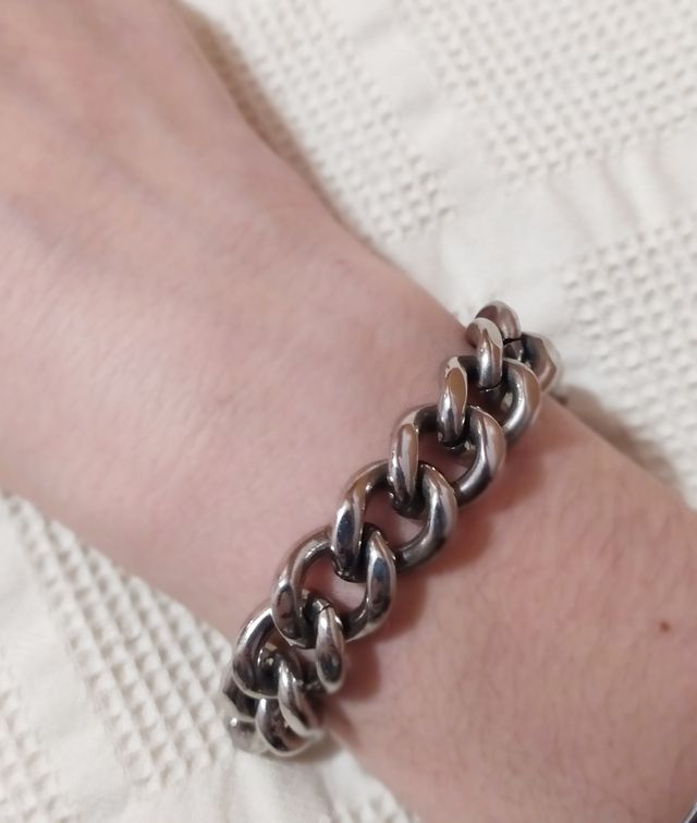 Pulsera de acero