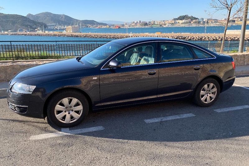 Audi A6 2005 - foto 1