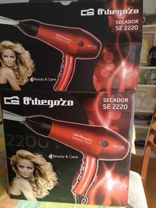 Secador de segunda mano por 20 € en Rubí en WALLAPOP Secador de pelo de segunda mano en Rubí en WALLAPOP