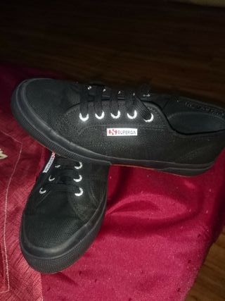 victoria superga