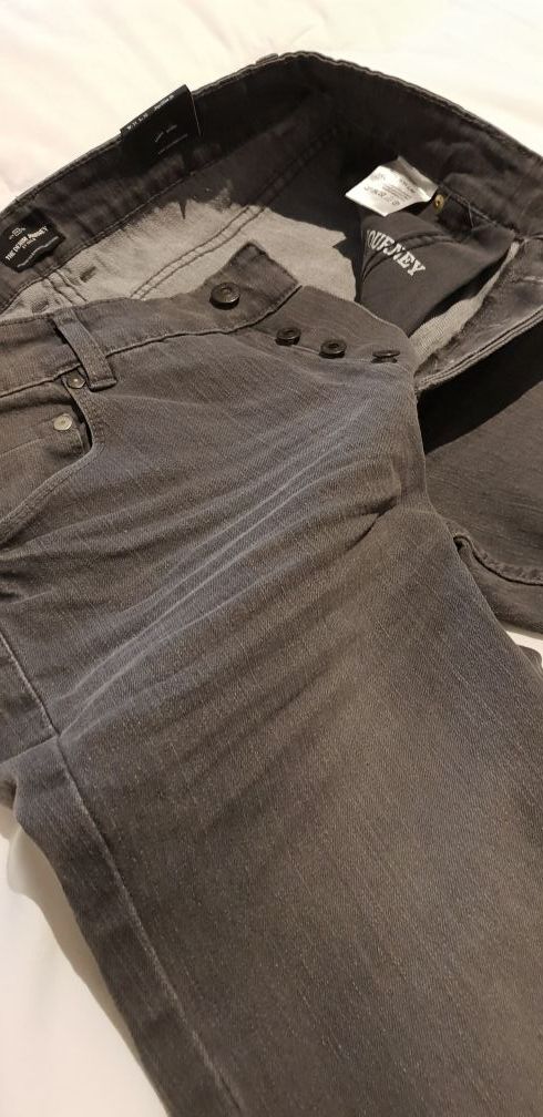 Pantalón vaquero Nuevo