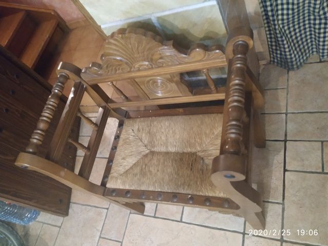 BANCO DE MADERA RÚSTICO de segunda mano por 120 € en Zaragoza en WALLAPOP