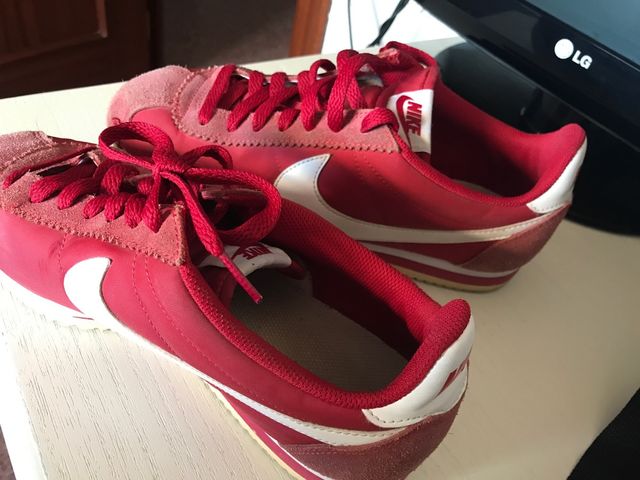 espiral Sophie Penetración Nike cortez rojas de segunda mano por 25 € en Sant Vicent del Raspeig en WALLAPOP espiral Sophie Penetración Nike cortez rojas de segunda mano por 25 € en Sant Vicent del Raspeig en WALLAPOP