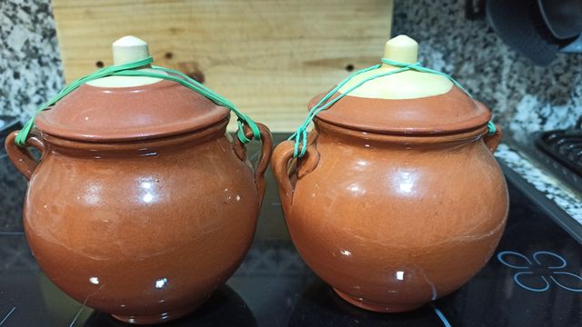 Botes barro para miel