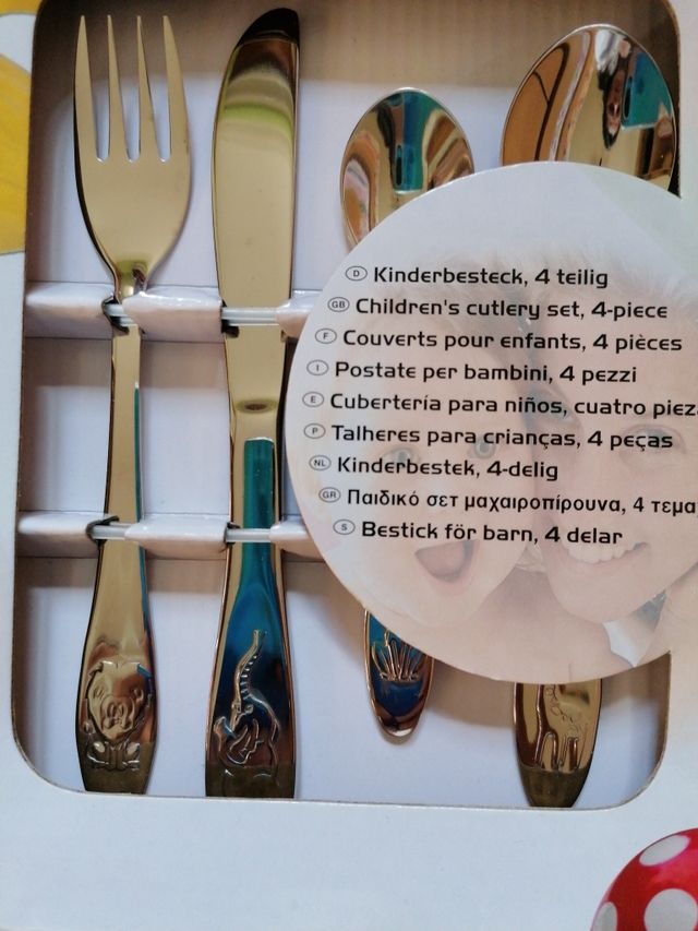 cubertería para niños