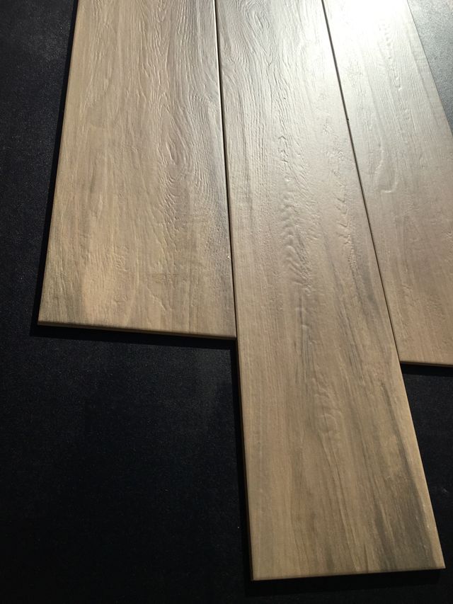 Liquidación de stock Azulejo Efecto Madera