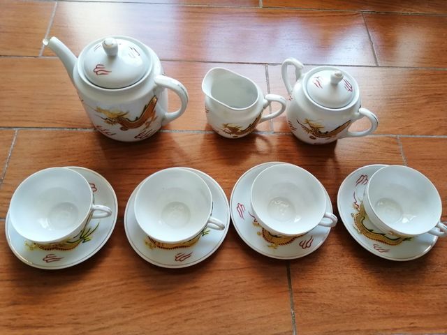 juego para 4 de café de Japón. No envío