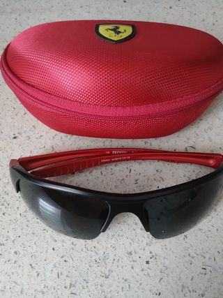gafas ferrari antiguas