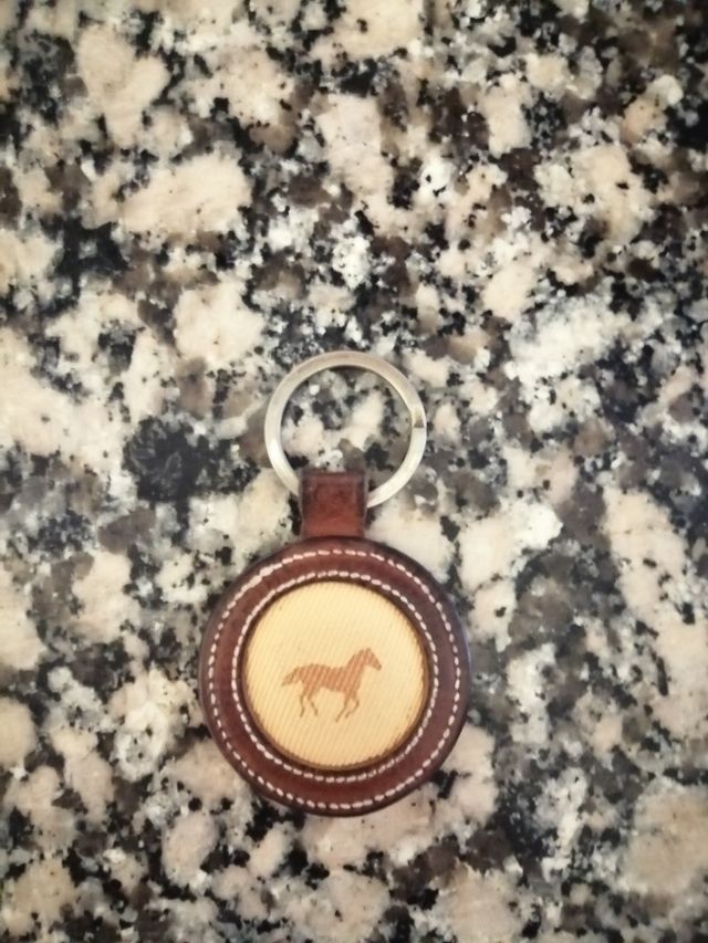 Llavero piel de la marca "el caballo"