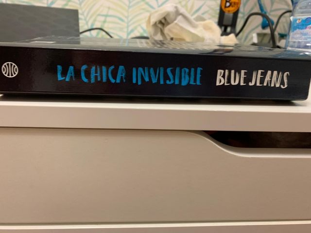 BLUE JEANS  La chica invisible 