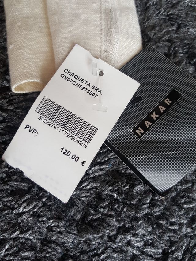 Chaqueta nueva a estrenar chica talla M