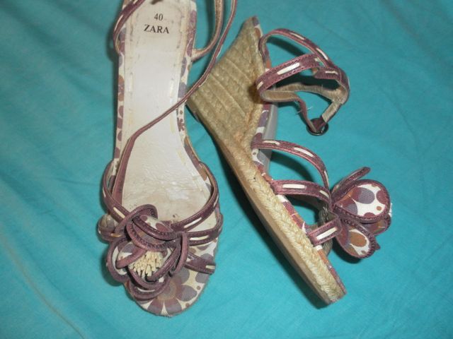 MONISIMAS CUÑA ALTA ZARA  T /40 PIEL Y LONA