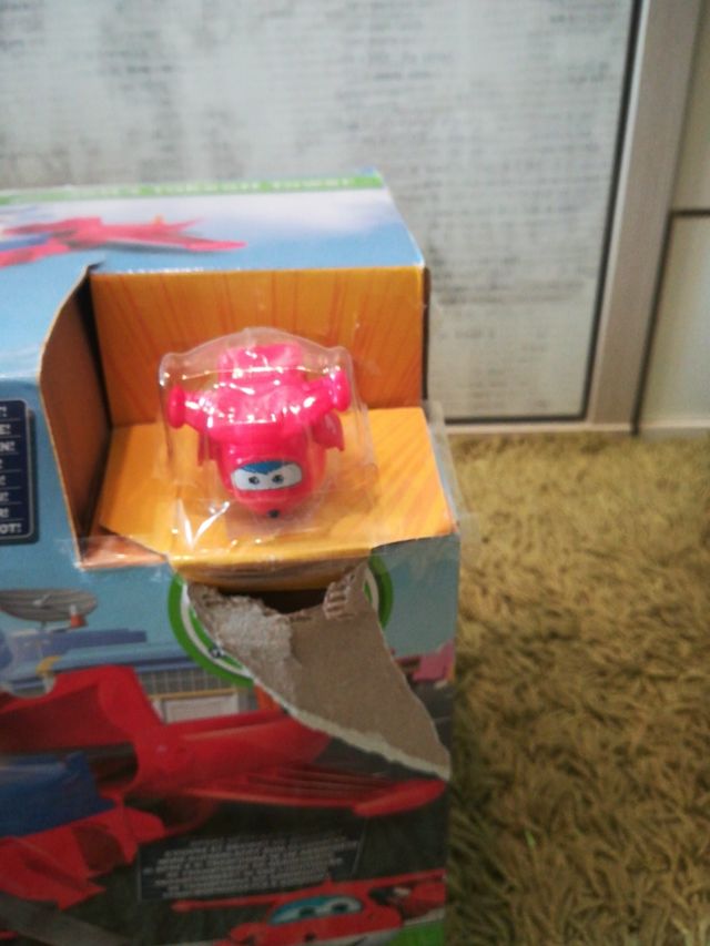 Avion de los SUPERWINGS