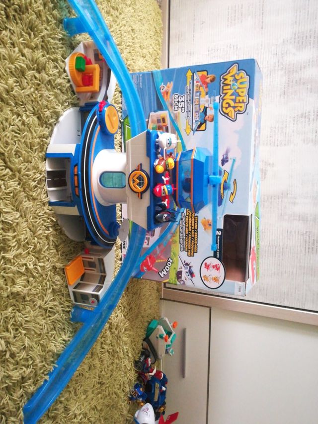 Aeropuerto de los SUPERWINGS