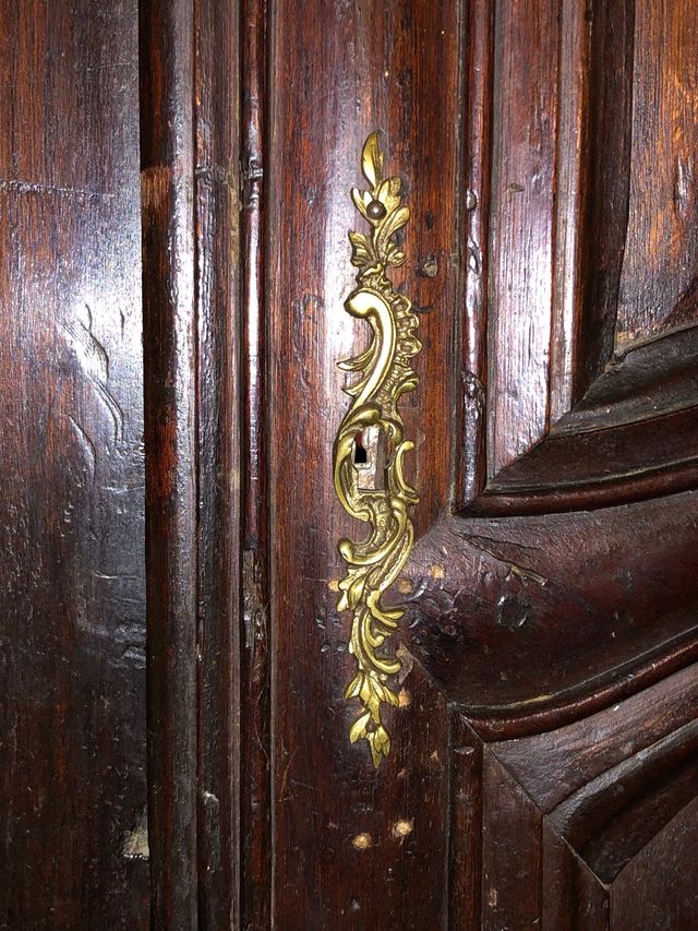 Antiguas puertas de armario ideal para empotrar de segunda mano por 195