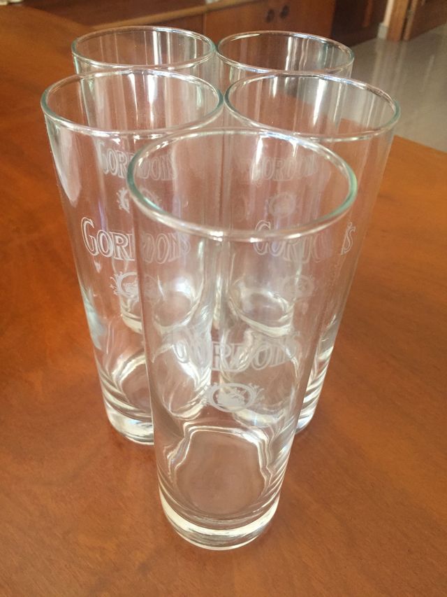 Juego de 5 vasos cubata