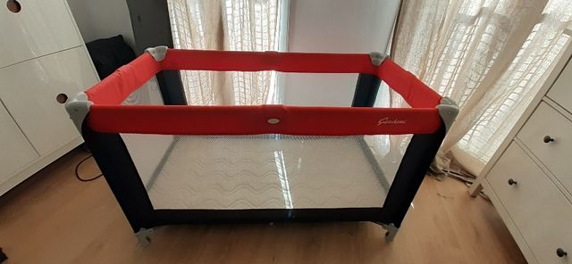 cuna plegable de viaje