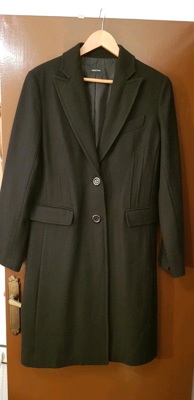 Abrigo largo paño negro. Talla 44