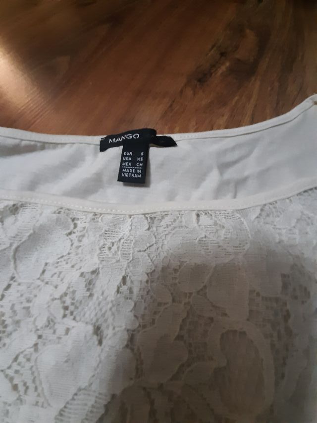 camiseta encaje Mango