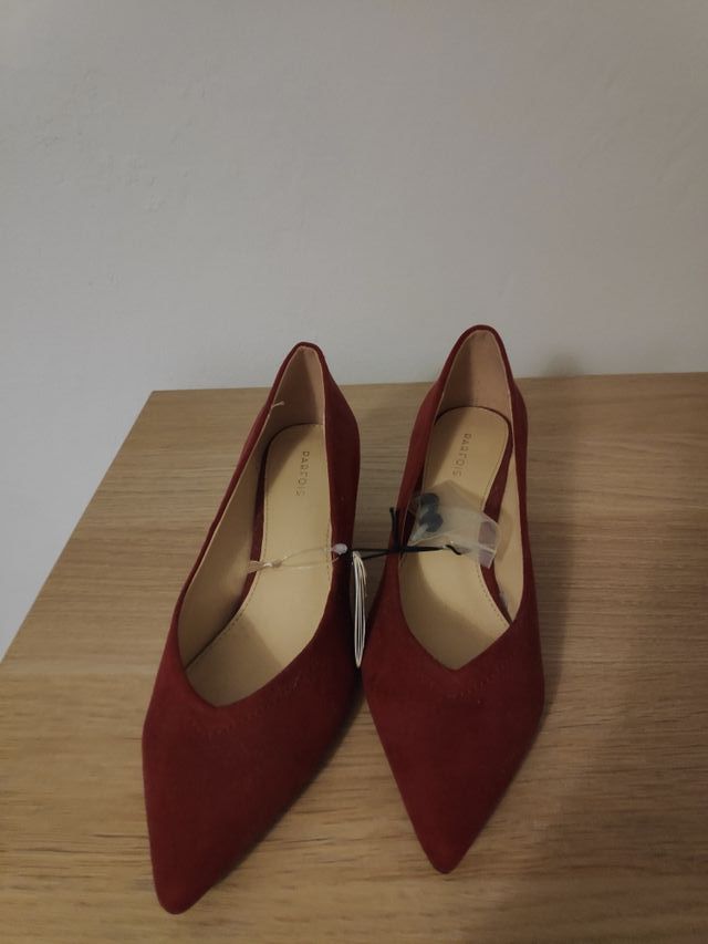 Zapato tacón rojo granate talla 36