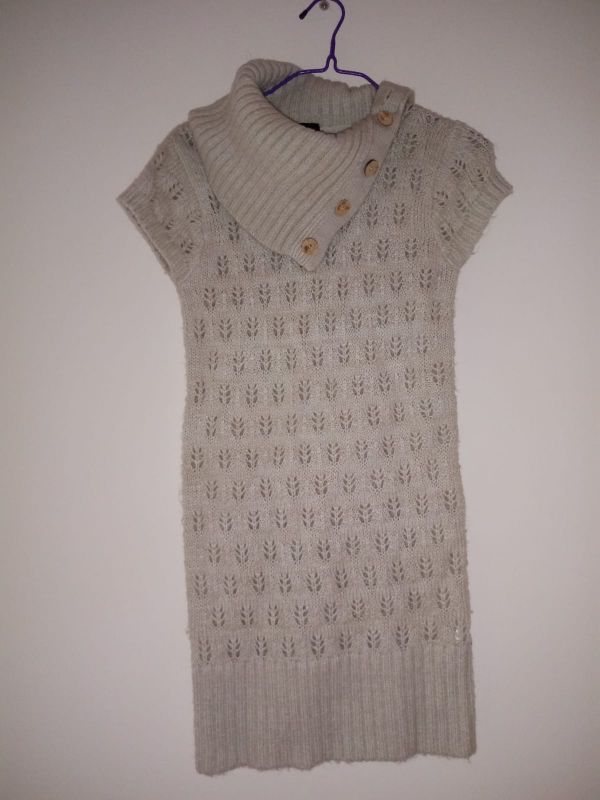 Vestido de lana beige