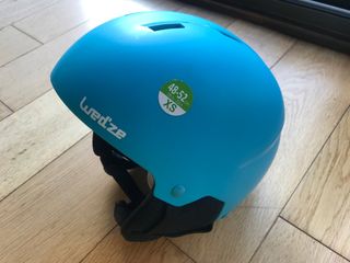 Casco moto niño de segunda mano por 45 € en Sant Cugat del Casco moto niño de segunda mano por 45 € en Sant Cugat del