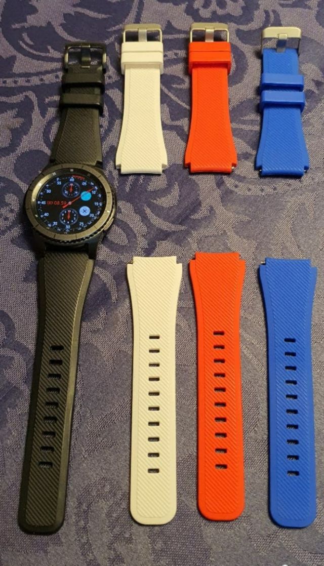 Reloj Samsung Gear S3 Frontier + 3 correas NN