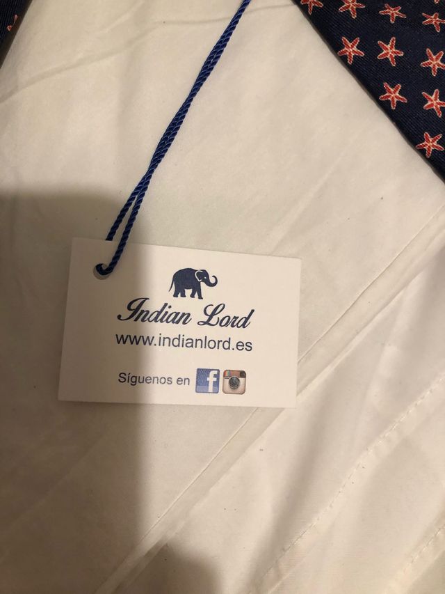 Corbata de Indian Lord. 