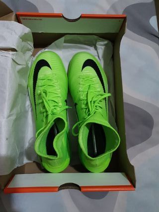 botas de futbol sala madrid