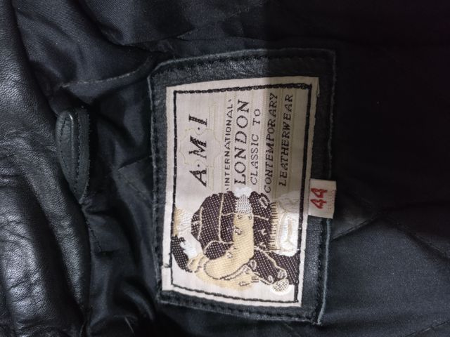 CHOLLO/Cazadora de cuero NUEVA