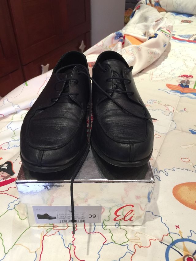 Zapatos de comunión es un n°39